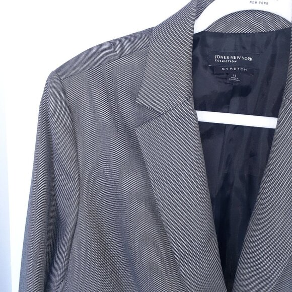 Jones New York Stretch Women's Gray Blazer Jacket With Button Closure‎ Siz… - Picture 2 of 16